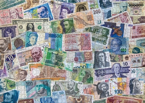 Notes Of The World (1000 Stukjes)