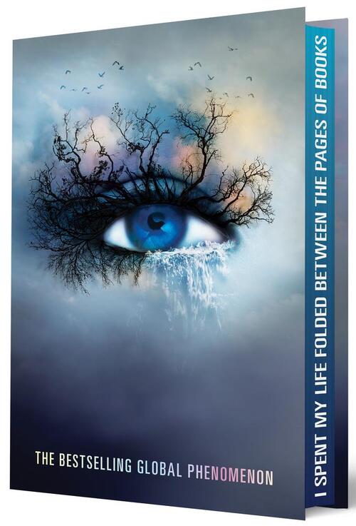 Shatter Me Collector's Deluxe Limited Edition