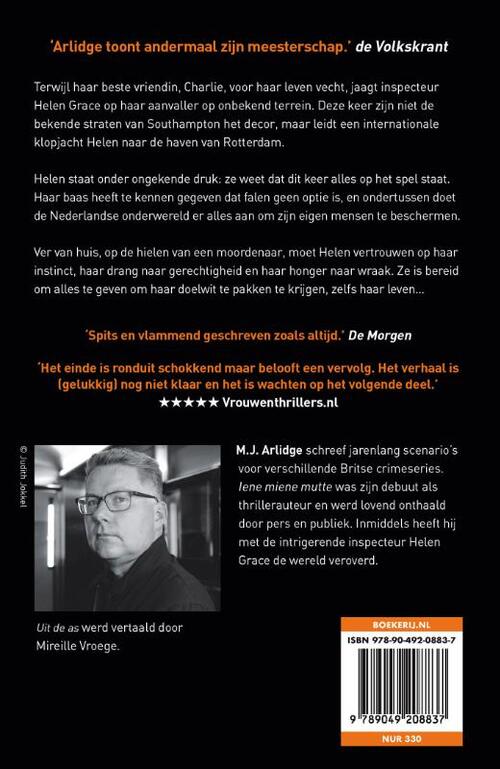 Helen Grace 14 - Uit de as