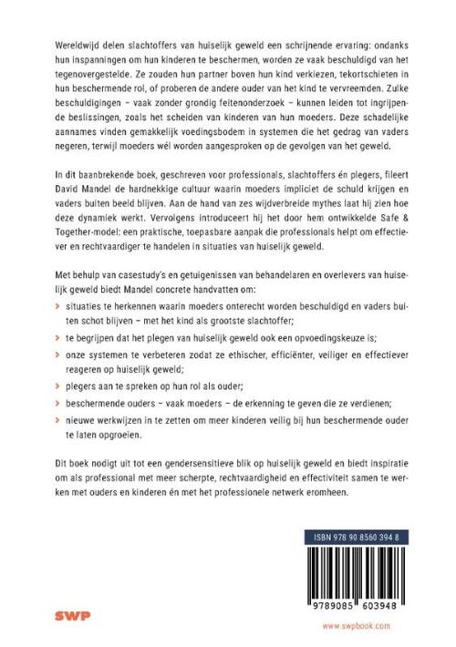 Stop met moeders de schuld geven en vaders te negeren