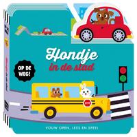 Op de weg - Hondje in de stad